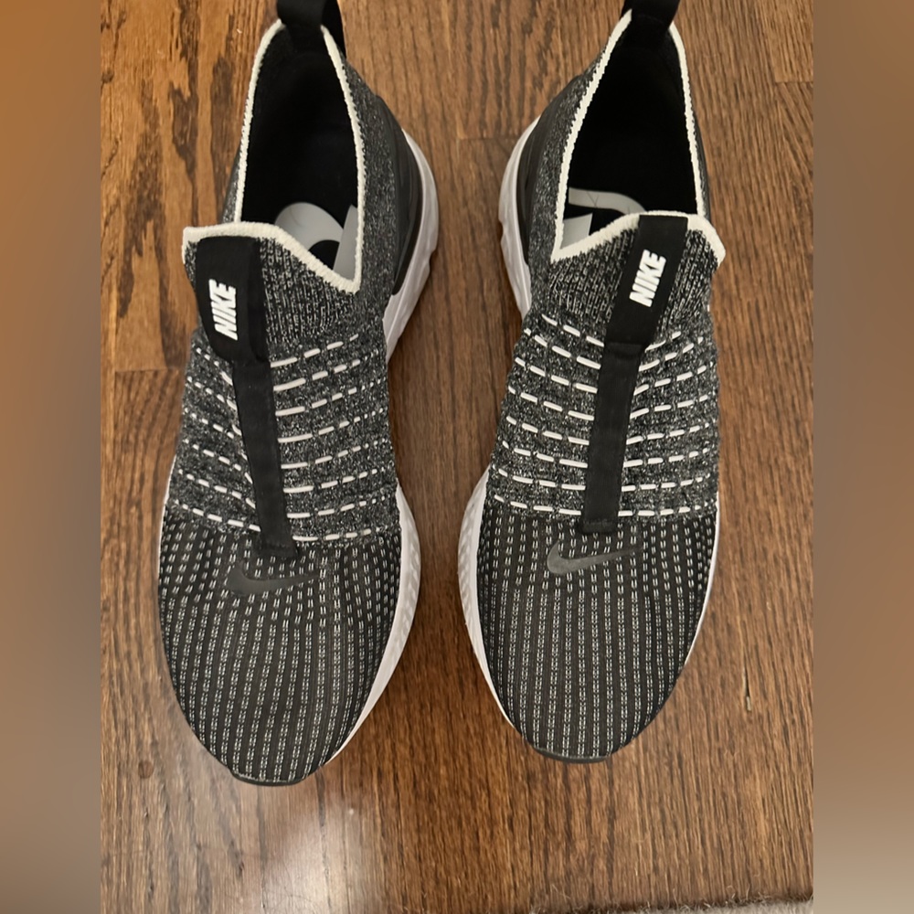 Nike React Phantom Run Flyknit - M9.5/ w11